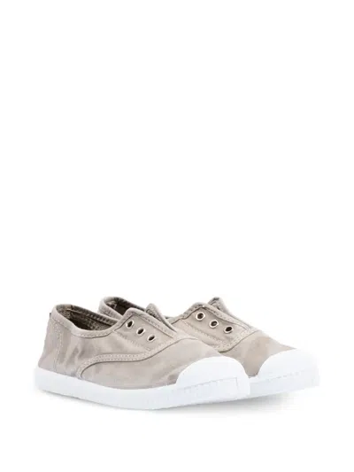 Pisamonas Low Top Canvas Sneakers In Brown