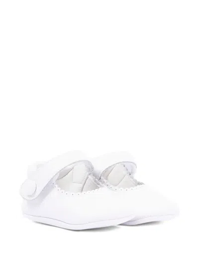 Pisamonas Babies' Scallop Trim Strap Ballerinas In White