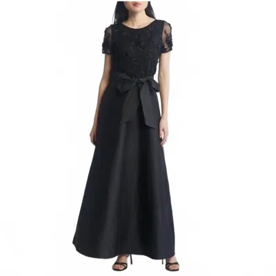 Pisarro Nights 3d Floral Bodicebeaded Gown Dress In Black