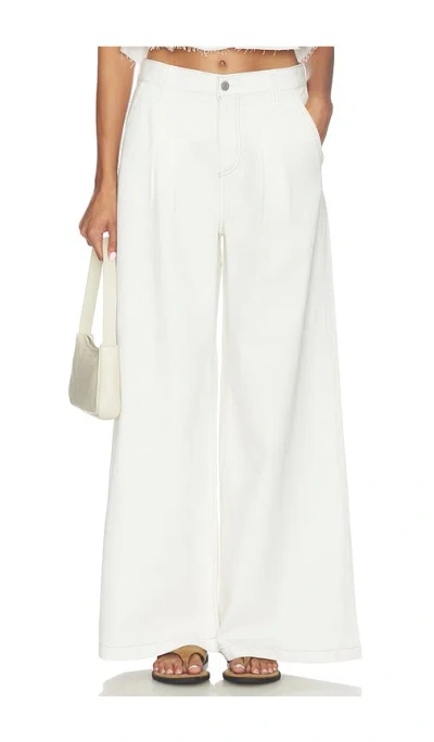 Pistola Delphine Pleated Wide Leg Jeans In White