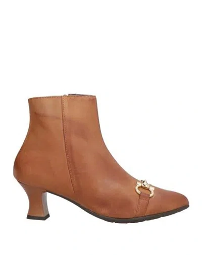 Pitillos® Pitillos Woman Ankle Boots Tan Size 5 Leather In Brown