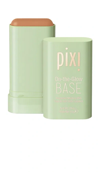 Pixi On-the-glow Base In Caramel
