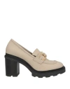 Pixy Woman Loafers Beige Size 10 Leather