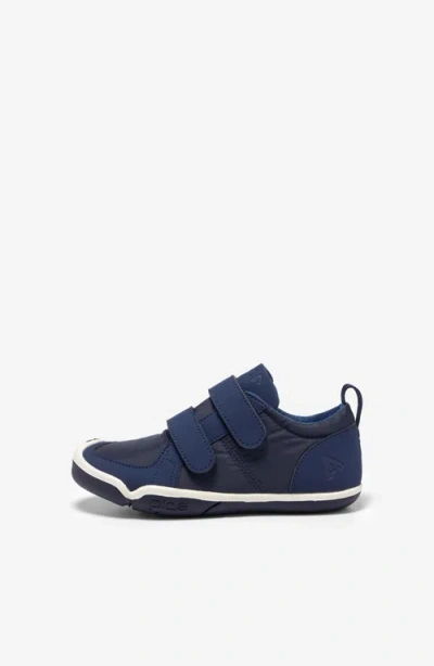 Plae Lucien Essential Sneaker In Blue