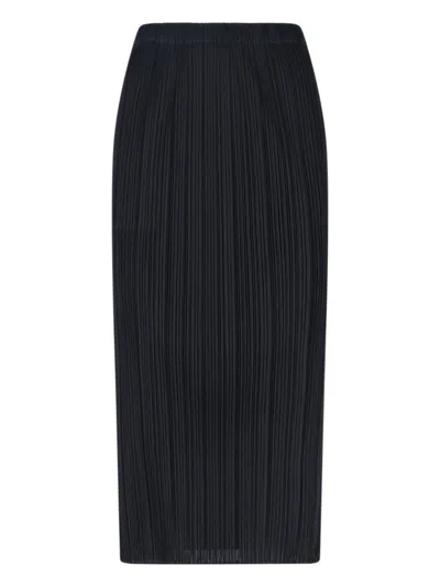 Pleats Please Pleated Black Skirt With Clean Waistband And Flowing Silhouette