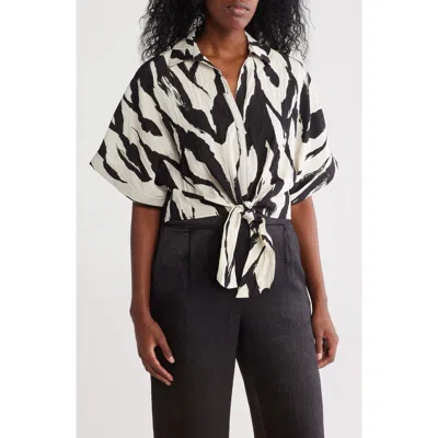 Pleione Front Tie Textured Popover Top In Black