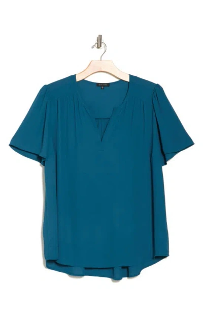 Pleione High/low Notched Tunic Top In Teal