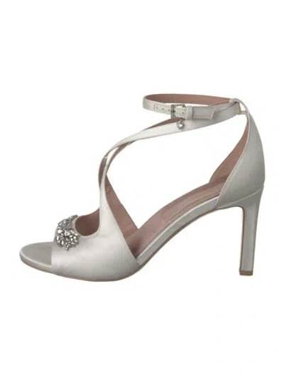 Pre-owned Pnina Tornai Satin Crystal Embellishments Sandals In White