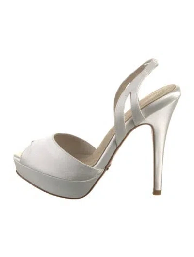 Pre-owned Pnina Tornai Satin Slingback Pumps In Neutral