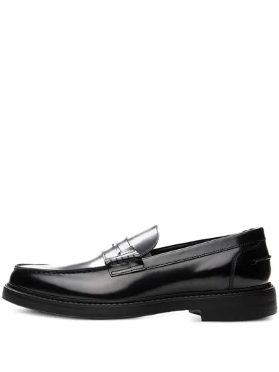 Poche Paris Leather Loafers