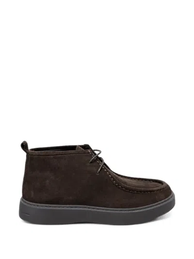 Poche Paris Suede Desert Boots In Brown
