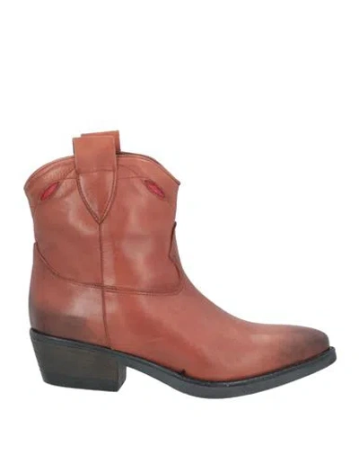 Poesie Veneziane Woman Ankle Boots Brown Size 8 Leather