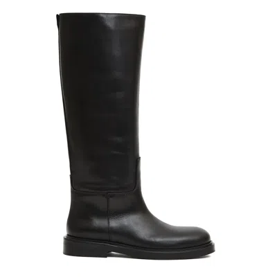 Poeve Black Leather Knight Boots
