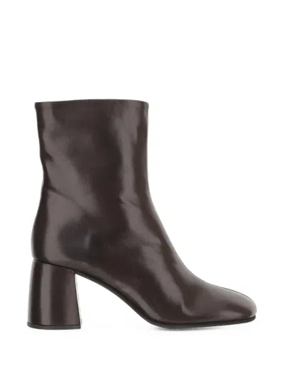 Poeve Block-heel Ankle Boots In 브라운