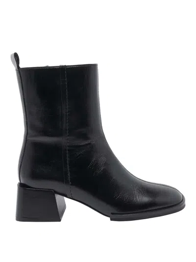 Poeve Black Angie Booties