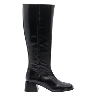 Poeve Shoes In Black