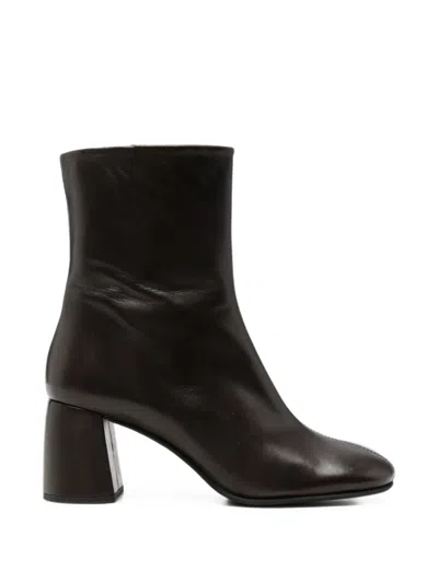 Poeve Square-toe Leather Ankle Boots In Brown