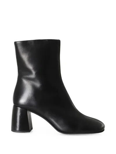 Poeve Thea Side-zip Block-heel Boots In Black
