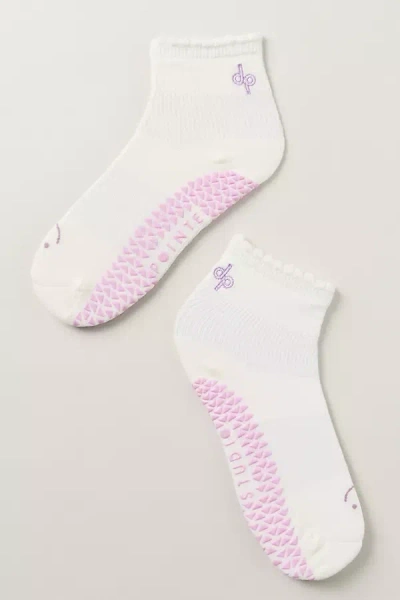 Pointe Studio X Daily Practice Pilates Grip Socks In White