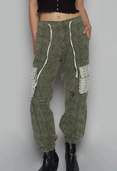 Pol Animal Print Jogger In Washed Green