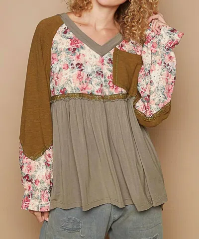 Pol Babydoll Floral Top In Olive Multicolor