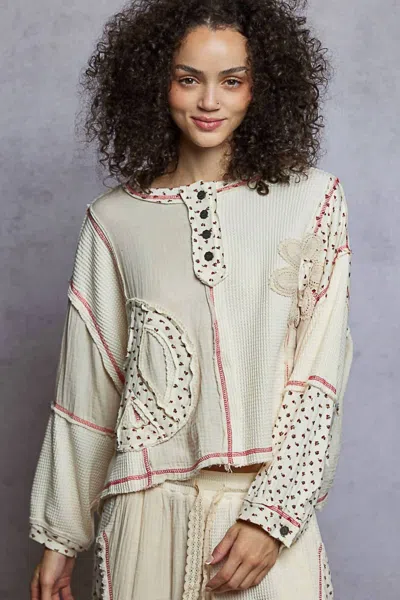 Pol Crew Neck Peace Patch Floral Knit Top In Cream In White