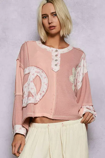 Pol Crew Neck Peace Patch Floral Knit Top In Pink