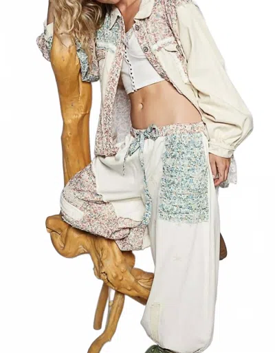 Pol Floral Patchwork Jogger Pants In Ivory Multi In Gray