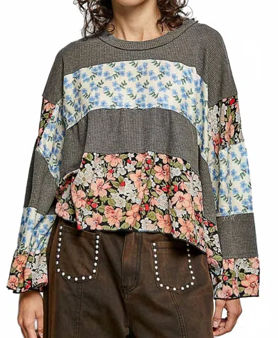 Pol Floral Print Top In Gray In Multi