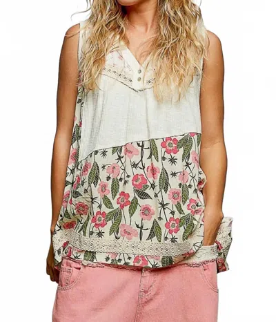Pol Floral V-neck Lace Trim Sleeveless Top In Ivory In White