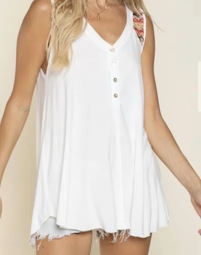 Pol Heidi In White