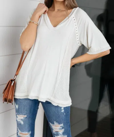 Pol Keep It Cool Raglan V-neck Top In Ivory In White
