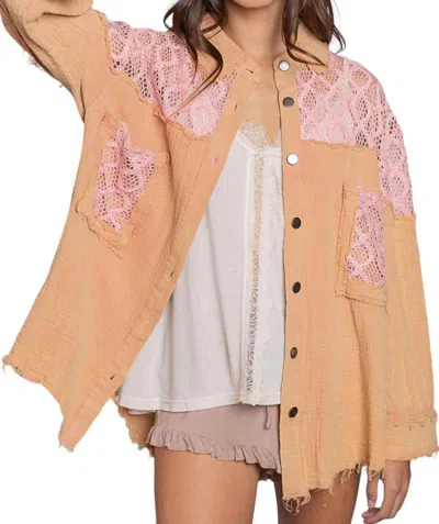 Pol Lace Contrast Shirt In Dried Peach In Brown