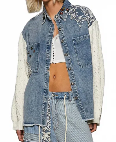 Pol Long Sleeve Contrast Twill Lace Patch Button Up Top In Denim In Blue