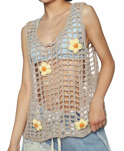 Pol Otis Top In Tan In Gray