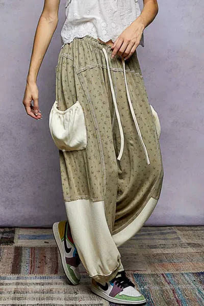 Pol Oversized Floral Knit Pants In Sage In Green