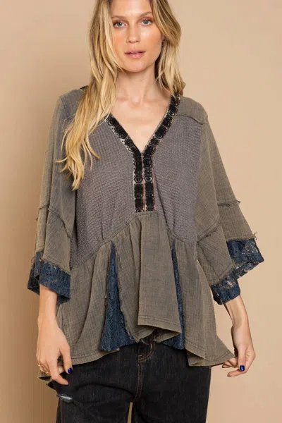Pol Rhiannon Top In Charcoal In Gray