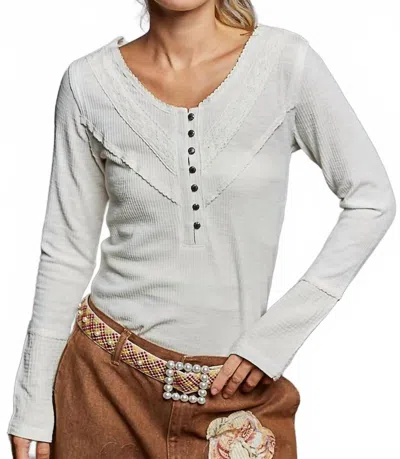 Pol Ribbed Half Button Lace Detail Knit Top In Ivory In Multi