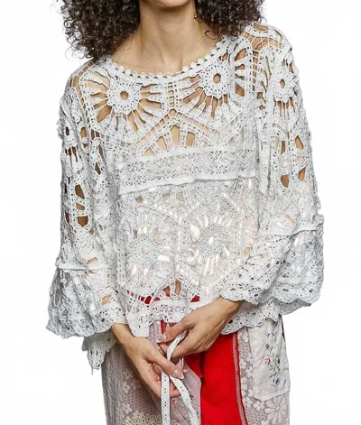 Pol Round Neck Crochet Cropped Top In White