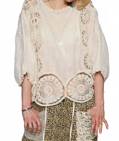 Pol Round Neck Crochet Knit Floral Embroidery Top In Natural In White