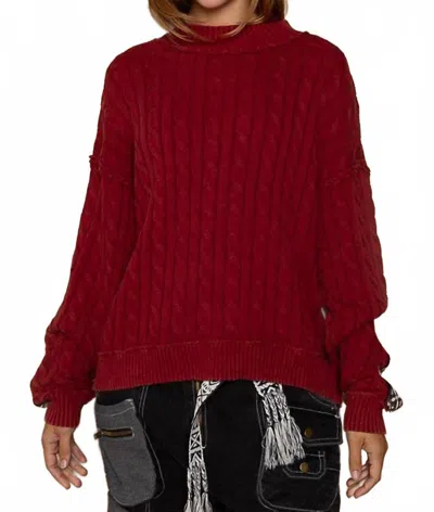 Pol Round Neck Long Sleeve Regular Fit Sweater In Maroon In Burgundy