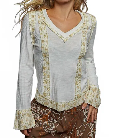 Pol Ruffled Detail Rib Knit Top In Off White