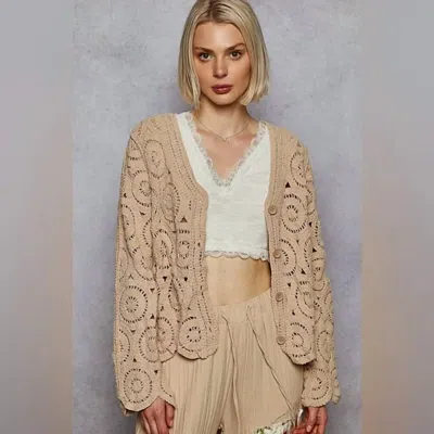 Pol Soft Scallop Knitted V-neck Button Down Cardigan In Mocha In Neutral