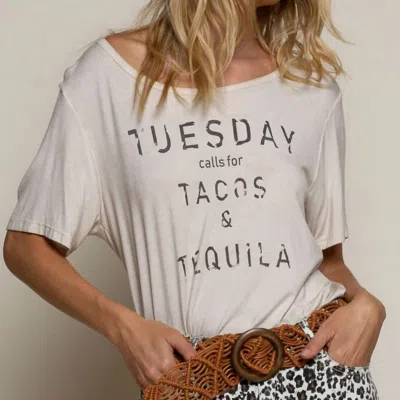 POL TACOS AND TEQUILA GRAPHIC TEE IN ALMOND