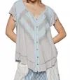 Pol V-neck Ruffle Sleeve Top In Light Grey In Blue