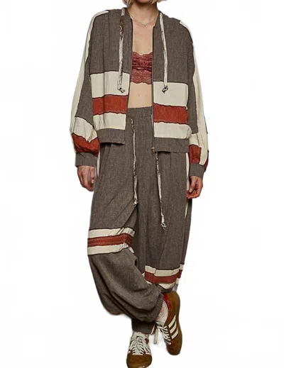 Pol Vintage Washing Overlock Stitch Point Jogger Pants In Charcoal In Multi