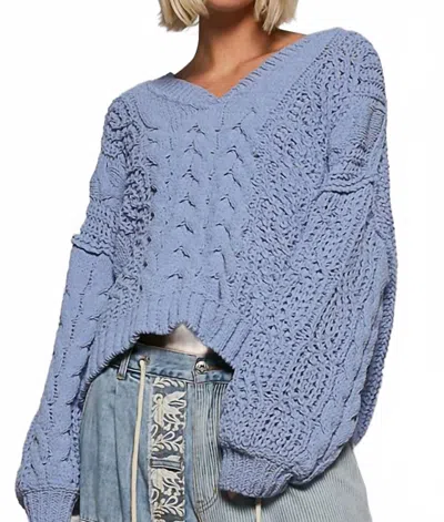 Pol Women's Cable Knit V Neck Sweater Top In Evening Blue In Multi