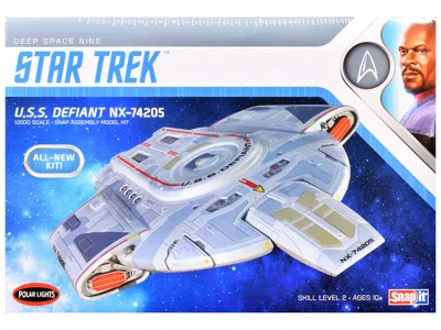 Polar Lights Skill 2 Snap Model Kit Uss Defiant Nx-74205 Starship "star Trek: Deep Space Nine" (1993-1999)