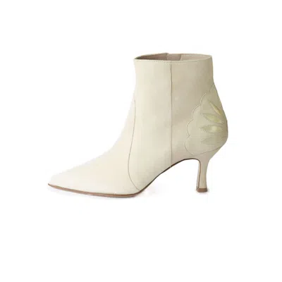 Polina Magiy Women's White Nadya.