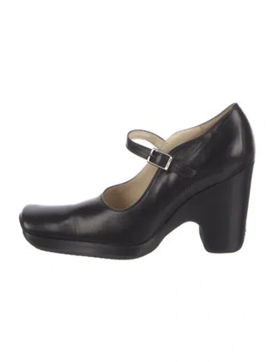 Pre-owned Pollini Leather Pumps In Black